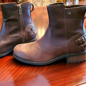 REDUCED!! Brown Leather Ugg Ankle Boots